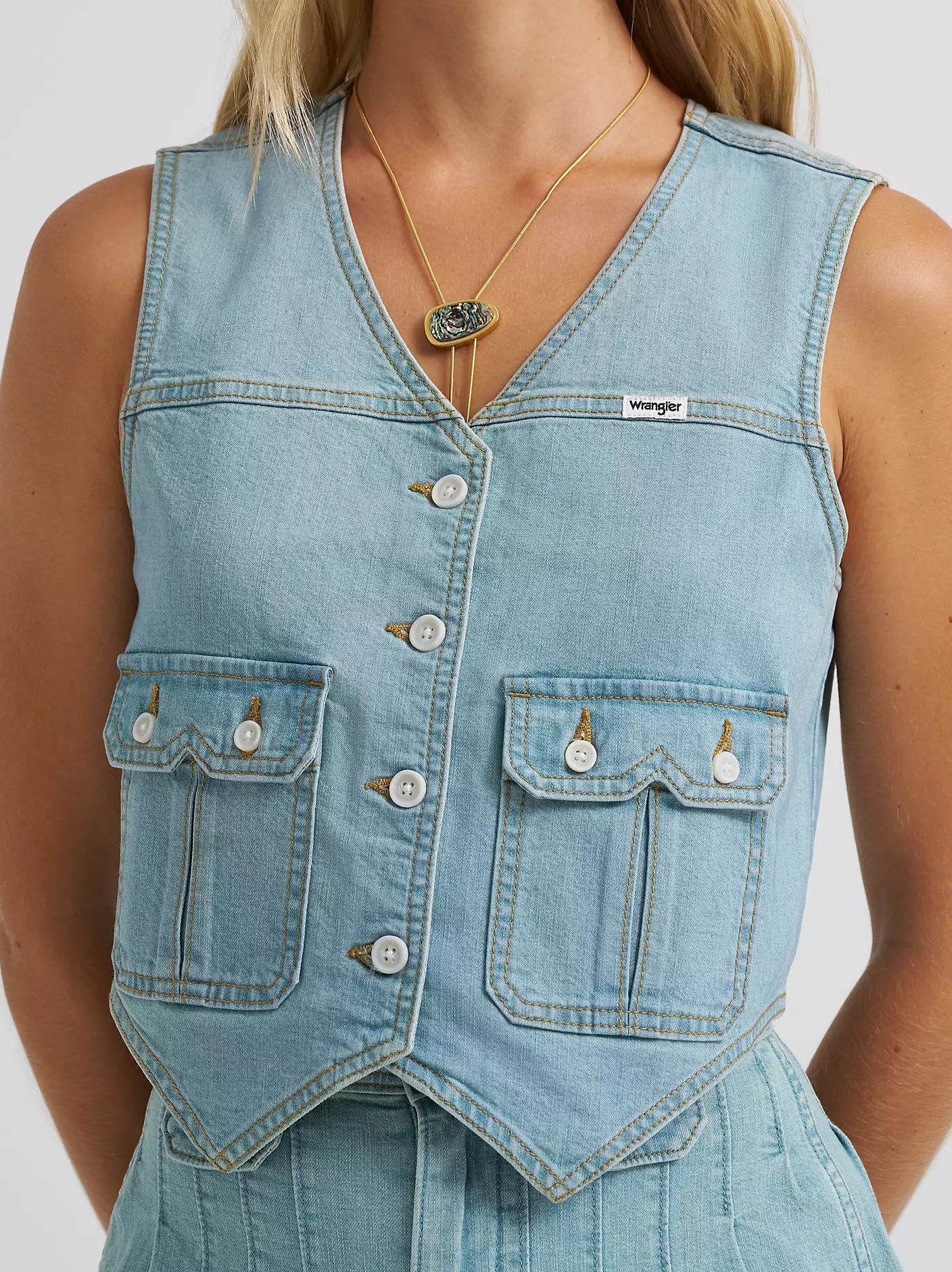 Country Estate Denim Vest in Pale Denim