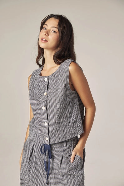 Plaid Button Down Checkered Top in Navy/White