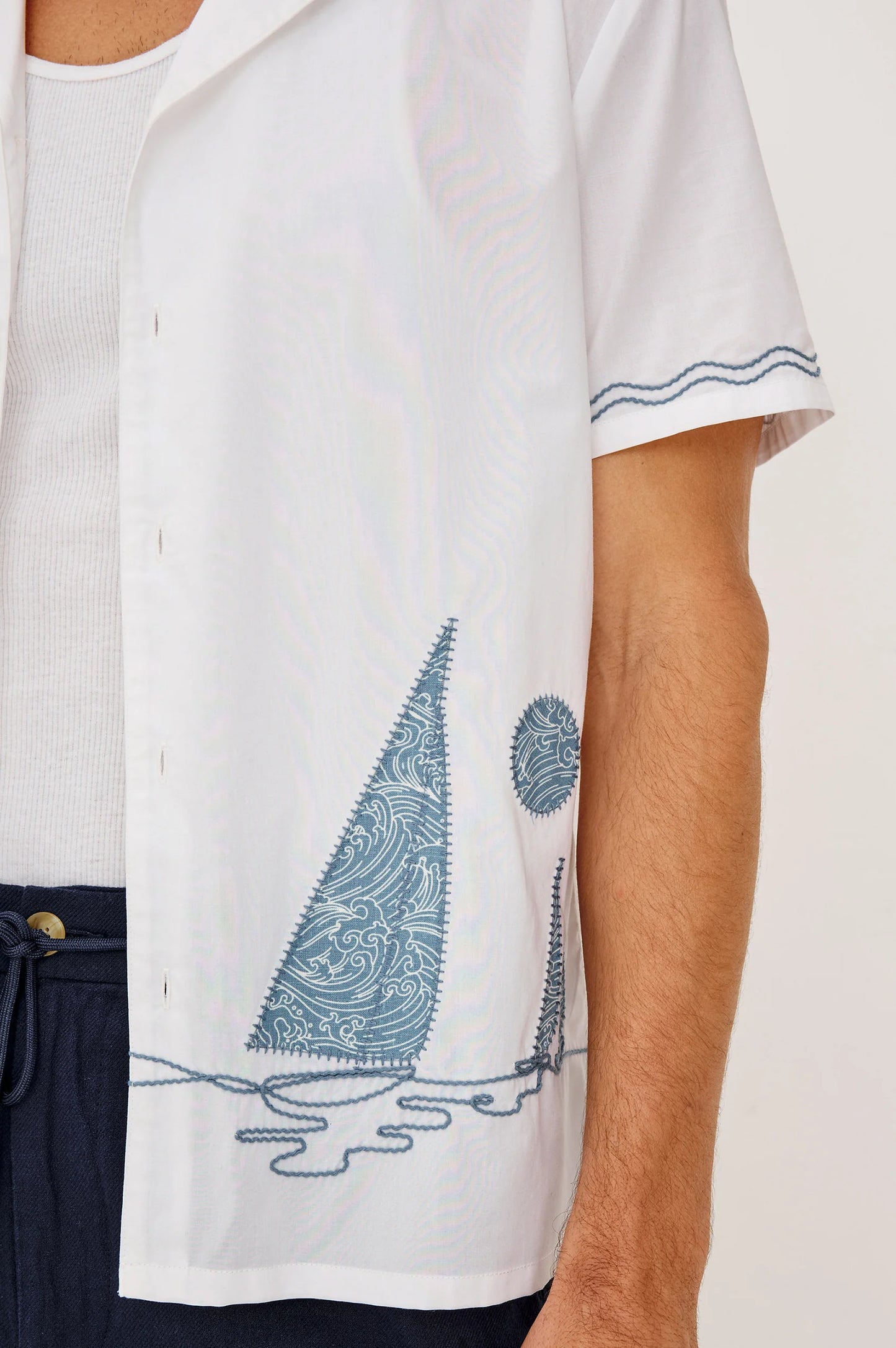 Gibson Shirt in White Sail Horizon