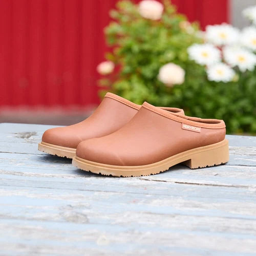 Billie Clog