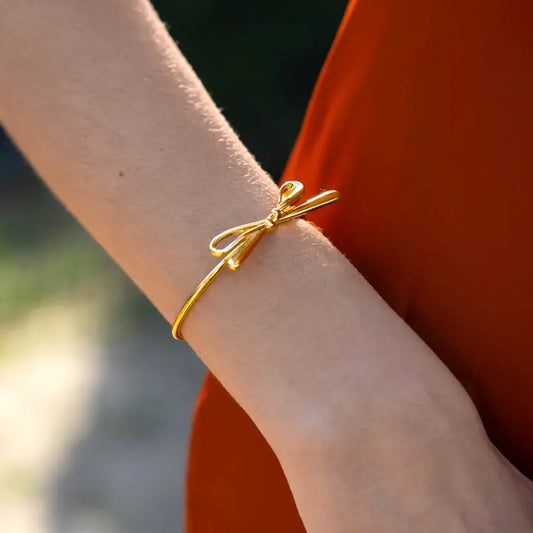 Ballet Core Bow Cuff