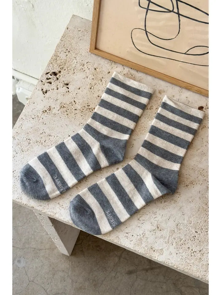 Wally Socks in Wide Grey Stripe
