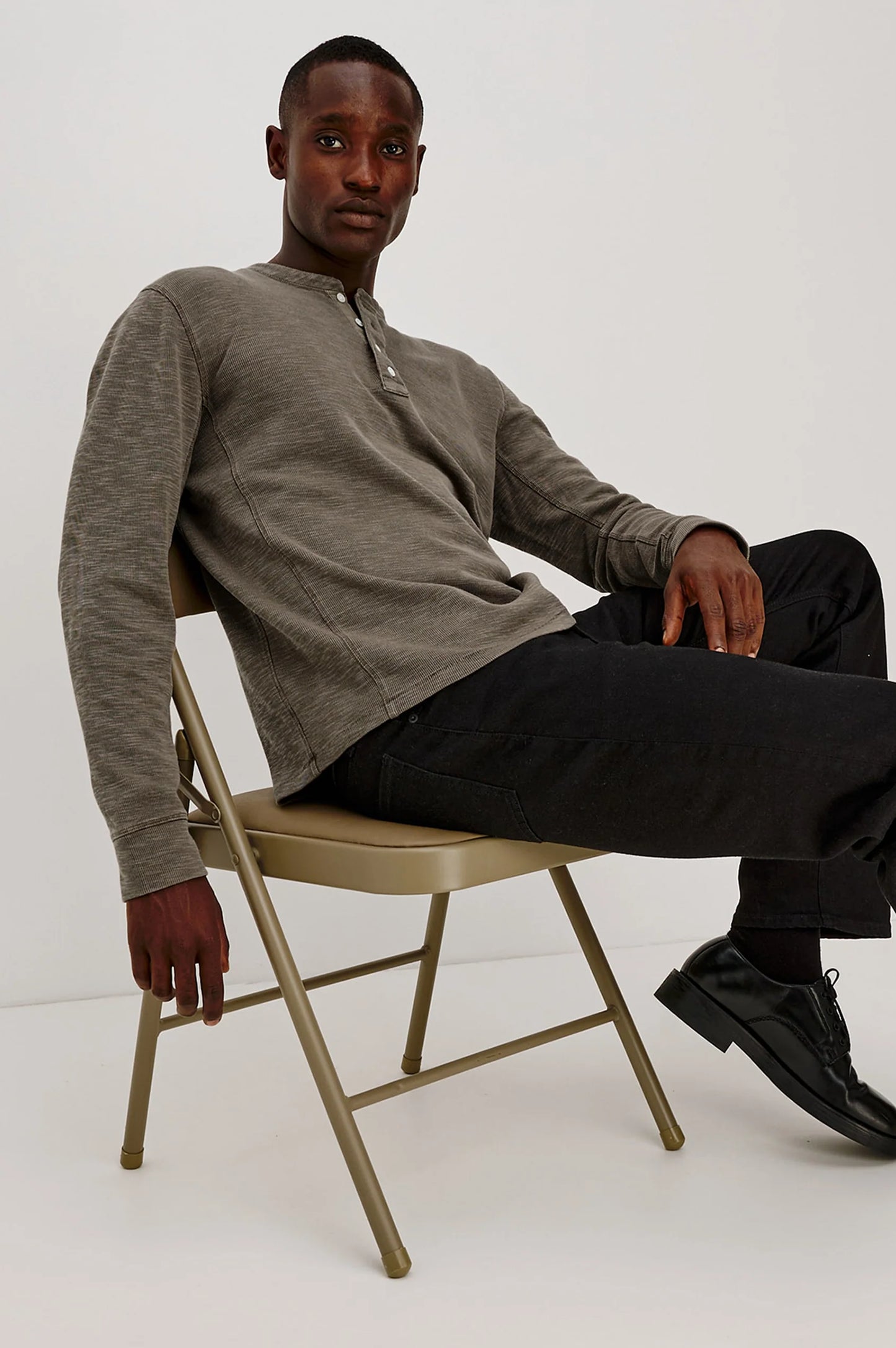 Soto Henley in Crossroad
