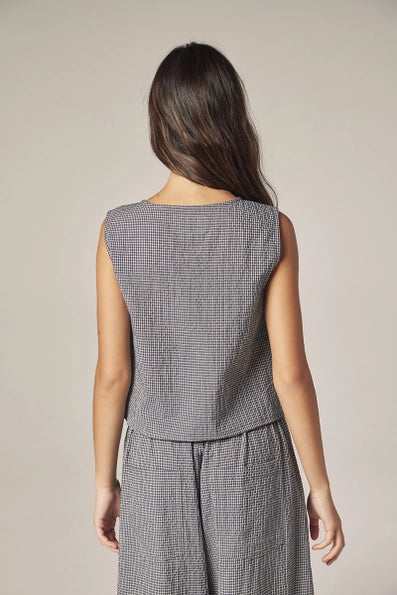 Plaid Button Down Checkered Top in Navy/White