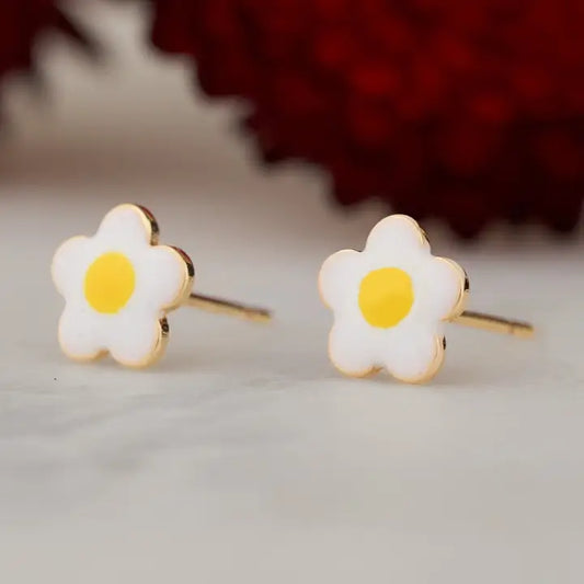 Dollop of Daisy Studs